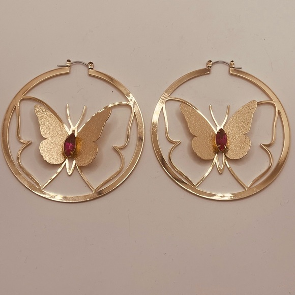 Gold Plated earrings for women butterfly design - Picture 3 of 3